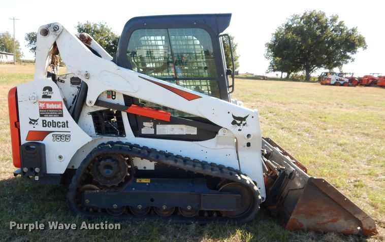 image for item GC9662 2017 Bobcat T595 skid steer