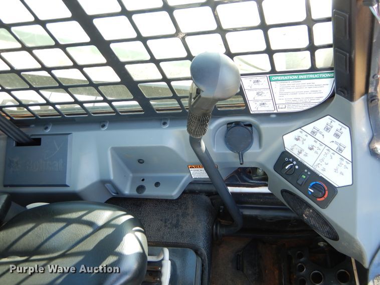 image for item GC9662 2017 Bobcat T595 skid steer
