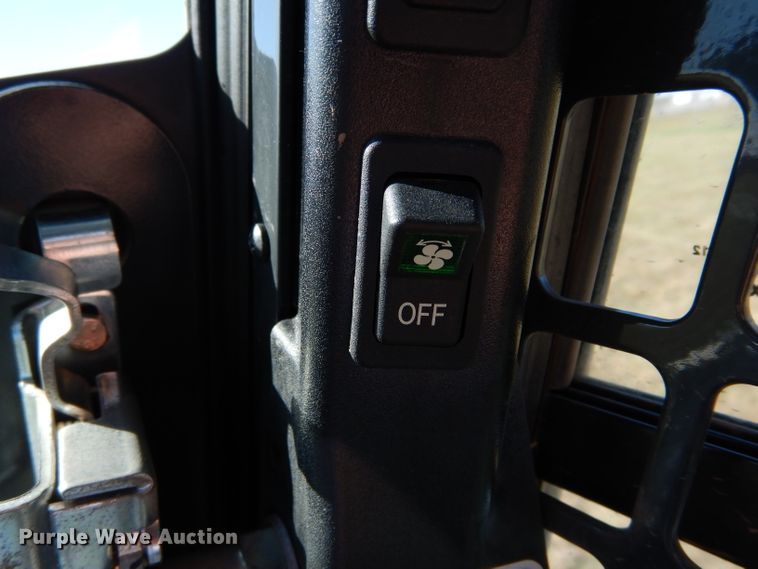 image for item GC9662 2017 Bobcat T595 skid steer