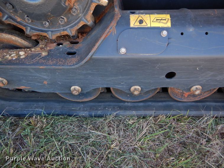 image for item GC9662 2017 Bobcat T595 skid steer