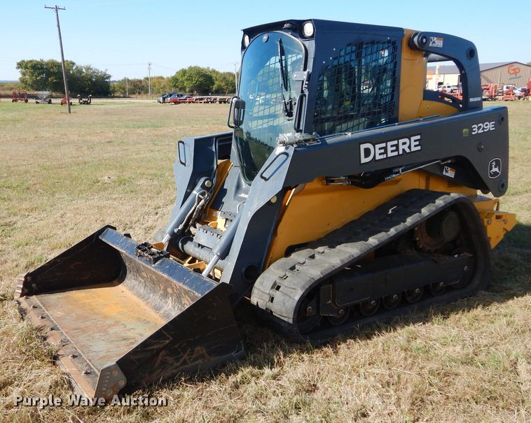 image for item GC9664 2015 John Deere 329E skid steer