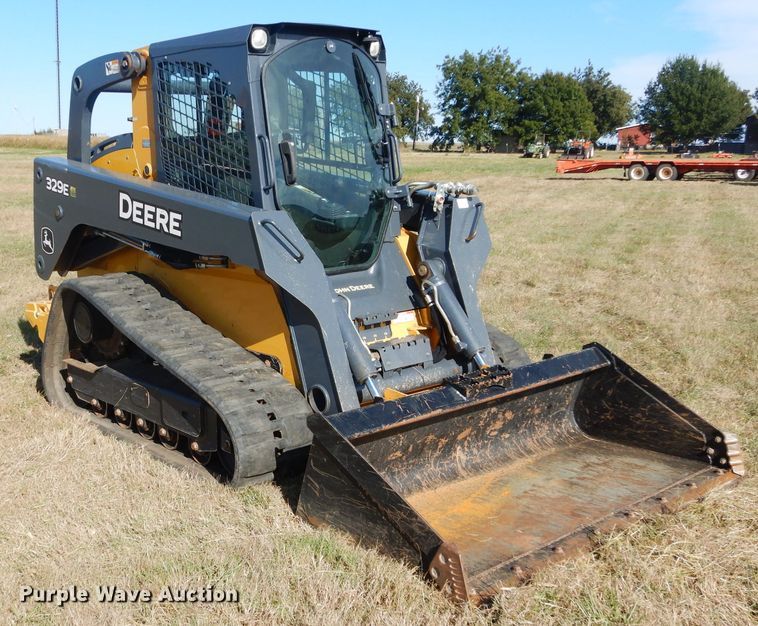 image for item GC9664 2015 John Deere 329E skid steer
