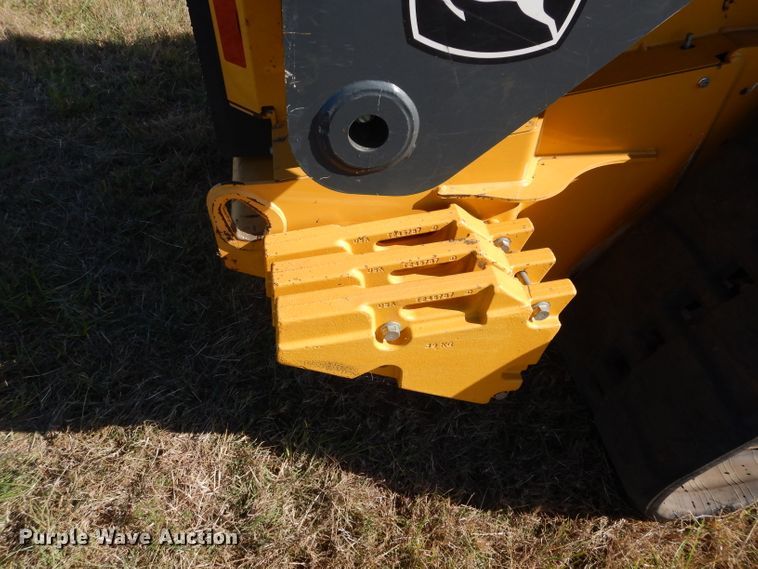 image for item GC9664 2015 John Deere 329E skid steer