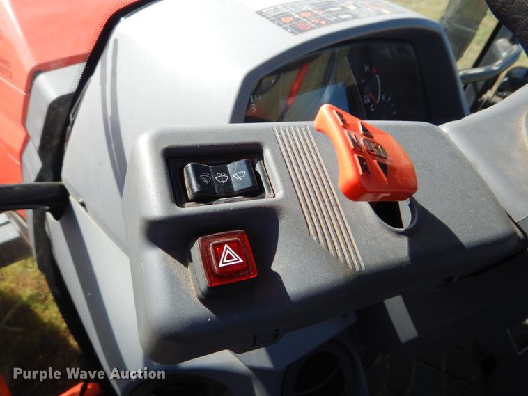 image for item GC9665 Kubota M5-111D MFWD tractor