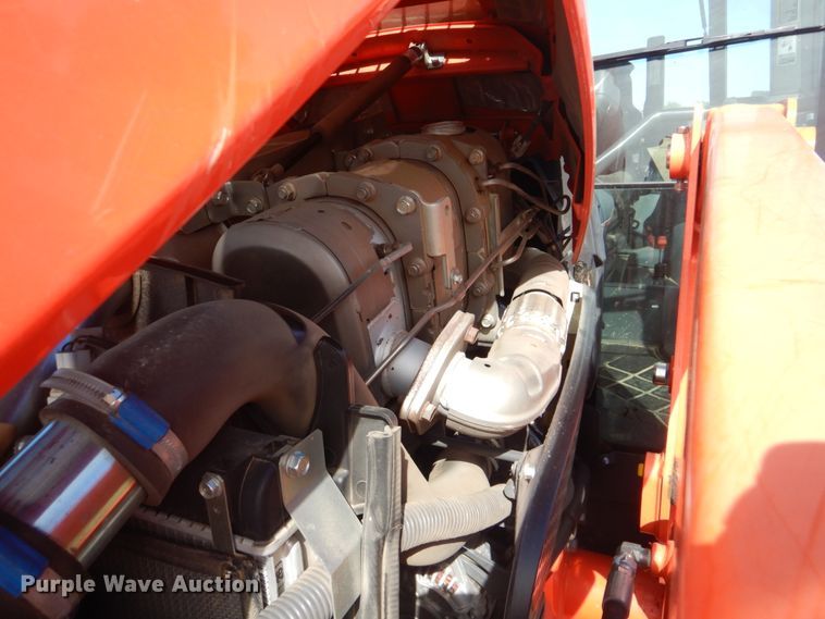 image for item GC9665 Kubota M5-111D MFWD tractor