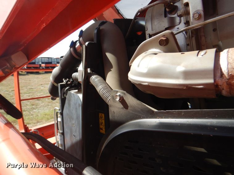 image for item GC9665 Kubota M5-111D MFWD tractor