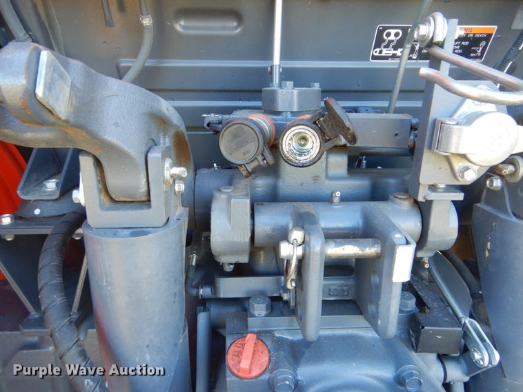 image for item GC9665 Kubota M5-111D MFWD tractor