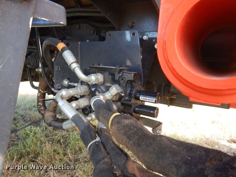 image for item GC9665 Kubota M5-111D MFWD tractor