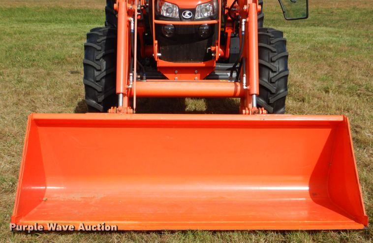 image for item GC9665 Kubota M5-111D MFWD tractor