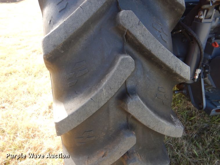 image for item GC9665 Kubota M5-111D MFWD tractor