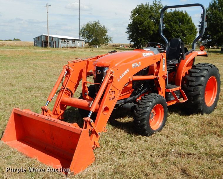 image for item GC9666 2017 Kubota L4760D MFWD tractor