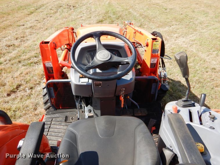 image for item GC9666 2017 Kubota L4760D MFWD tractor