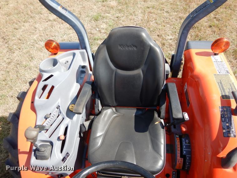 image for item GC9666 2017 Kubota L4760D MFWD tractor