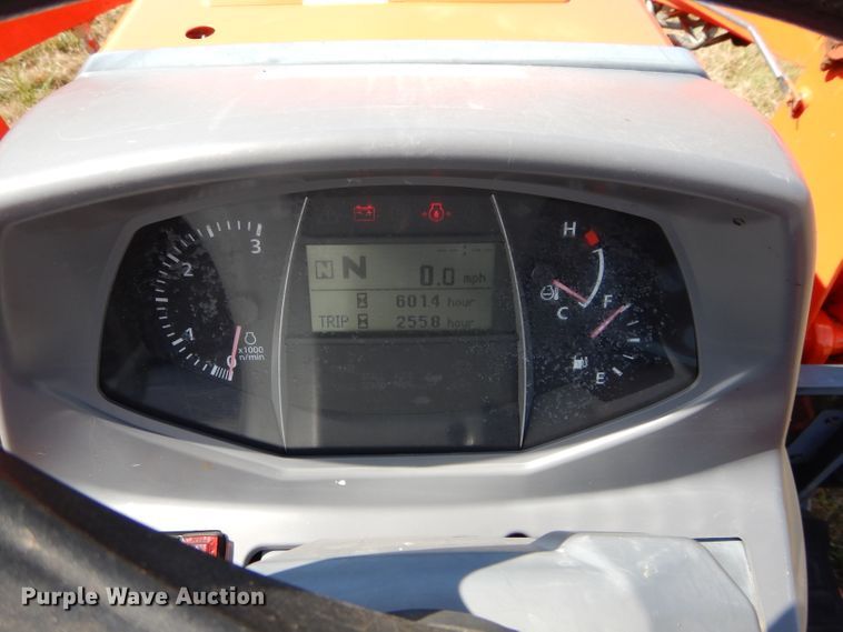 image for item GC9666 2017 Kubota L4760D MFWD tractor