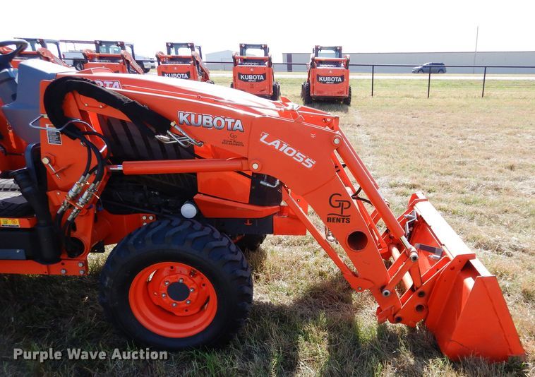 image for item GC9666 2017 Kubota L4760D MFWD tractor