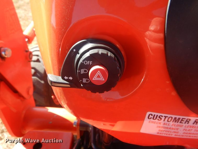 image for item GC9667 2017 Kubota L3301D MFWD tractor