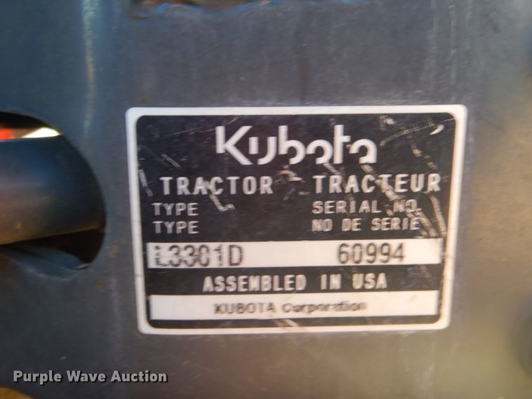 image for item GC9667 2017 Kubota L3301D MFWD tractor