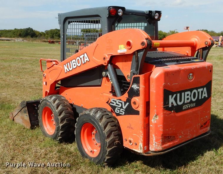 image for item GC9668 2016 Kubota SSV65 skid steer