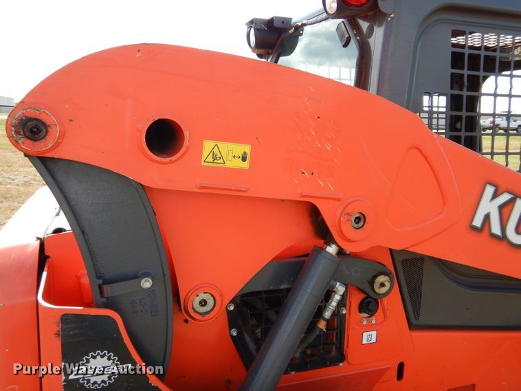 image for item GC9668 2016 Kubota SSV65 skid steer