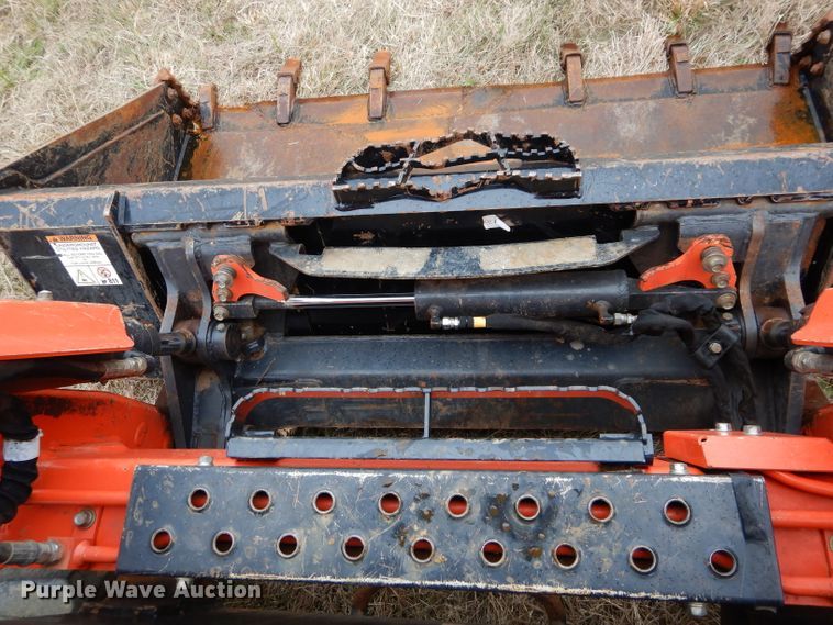 image for item GC9669 2017 Kubota SVL95-2S skid steer