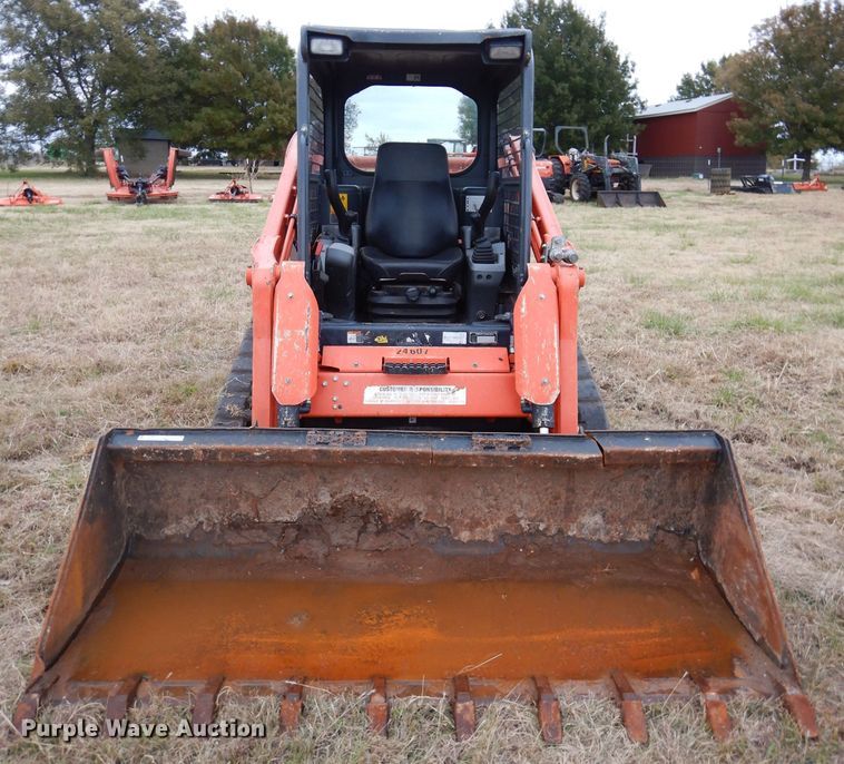 image for item GC9670 2015 Kubota SVL75-2 skid steer