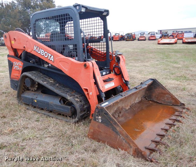 image for item GC9670 2015 Kubota SVL75-2 skid steer