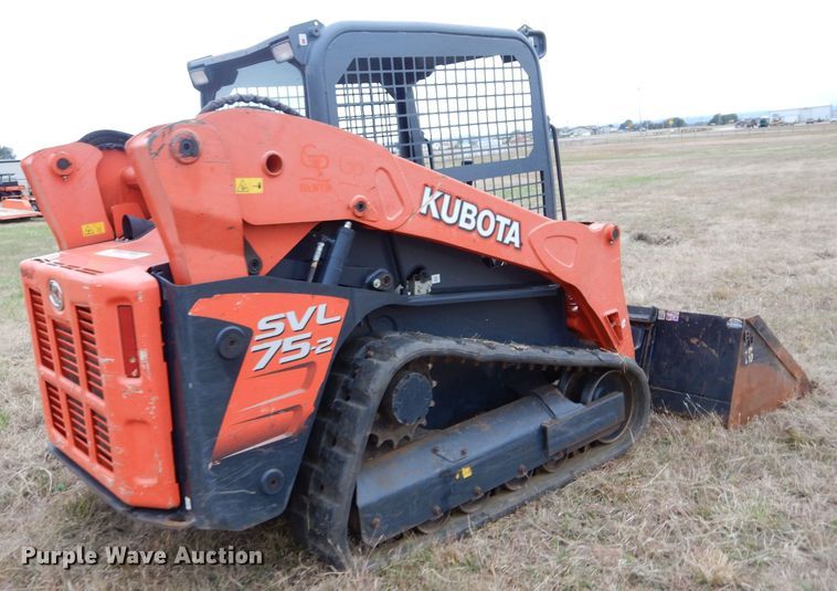image for item GC9670 2015 Kubota SVL75-2 skid steer