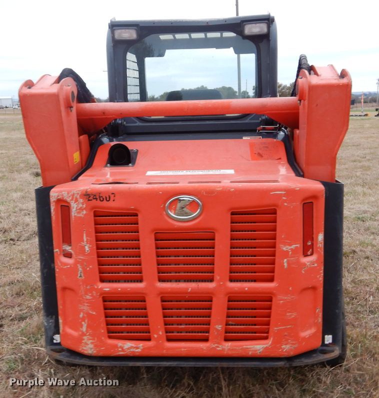 image for item GC9670 2015 Kubota SVL75-2 skid steer