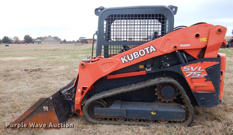 image for item GC9670 2015 Kubota SVL75-2 skid steer