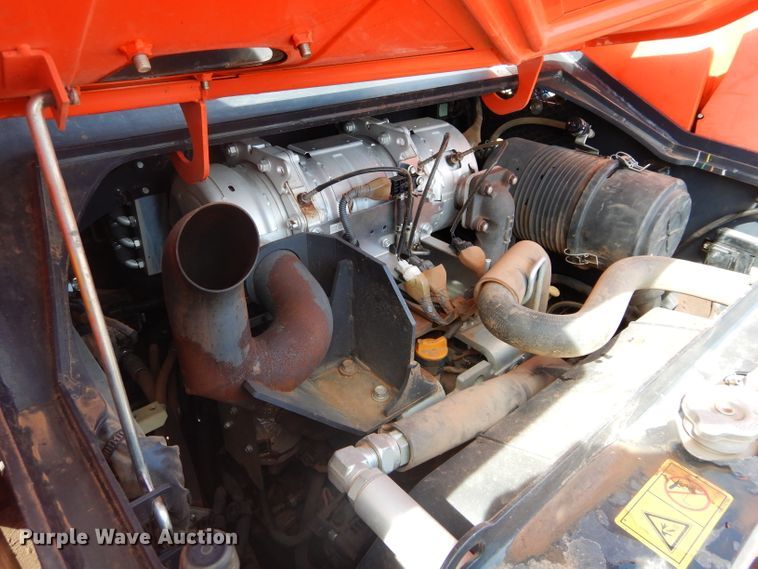 image for item GC9670 2015 Kubota SVL75-2 skid steer