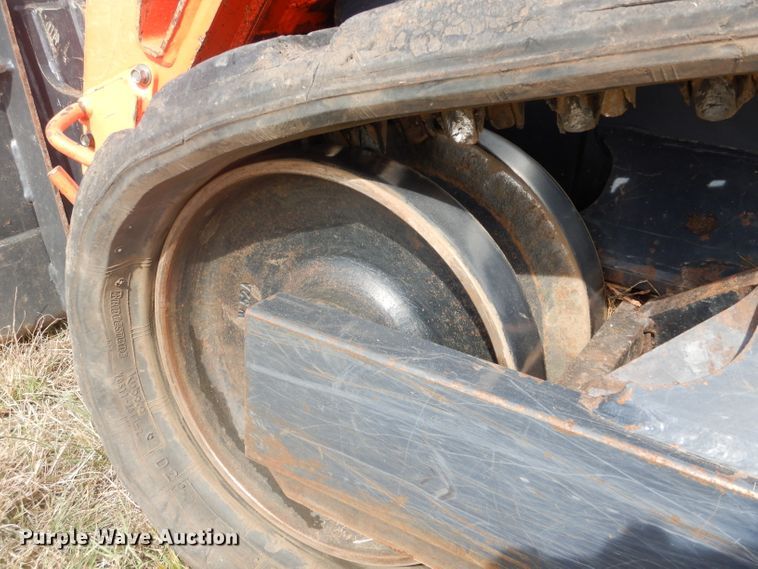 image for item GC9670 2015 Kubota SVL75-2 skid steer