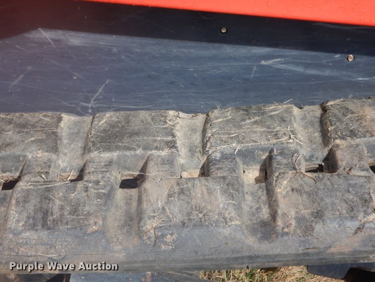 image for item GC9670 2015 Kubota SVL75-2 skid steer