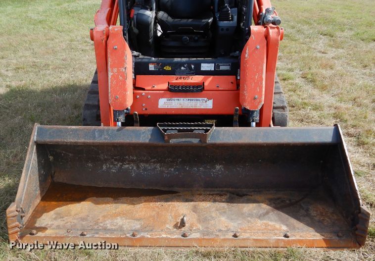 image for item GC9670 2015 Kubota SVL75-2 skid steer