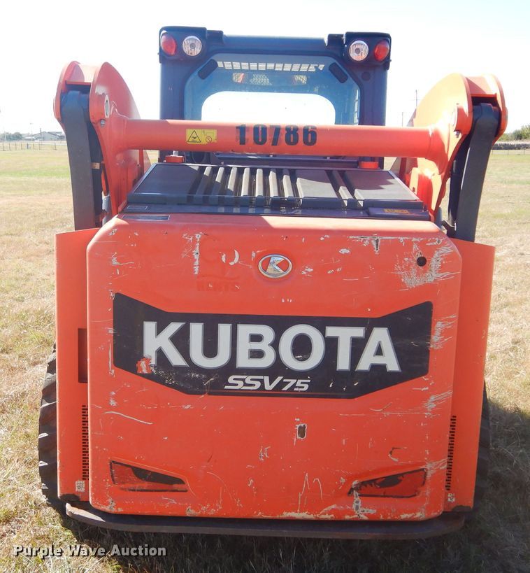image for item GC9671 2016 Kubota SSV75 skid steer