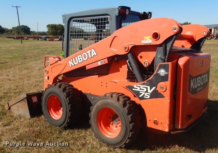 image for item GC9671 2016 Kubota SSV75 skid steer