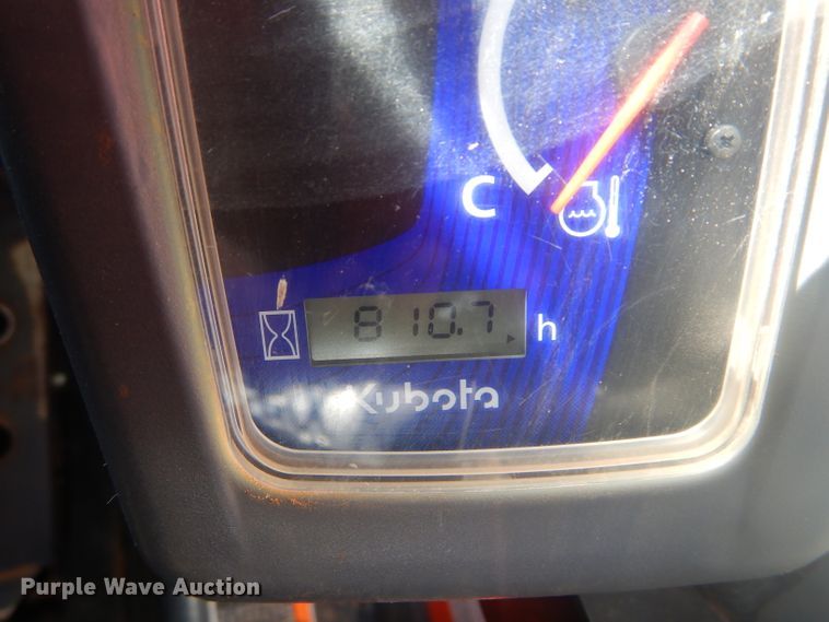 image for item GC9671 2016 Kubota SSV75 skid steer