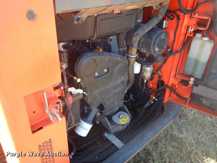 image for item GC9671 2016 Kubota SSV75 skid steer