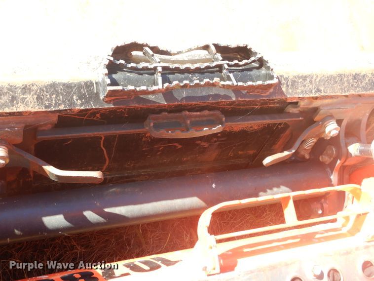 image for item GC9671 2016 Kubota SSV75 skid steer