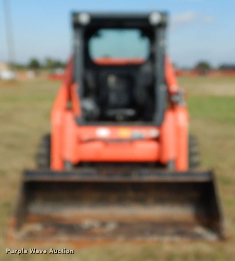 image for item GC9672 2017 Kubota SSV65 skid steer