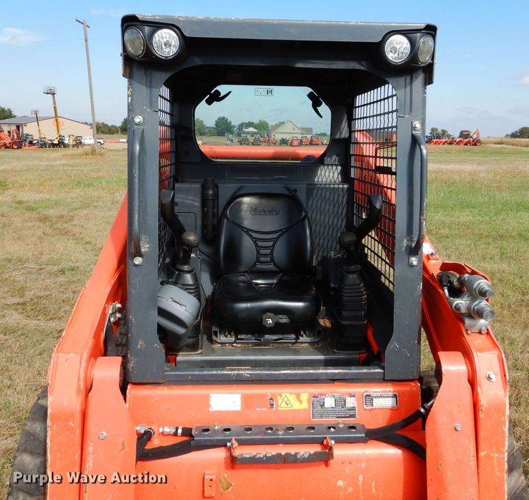 image for item GC9672 2017 Kubota SSV65 skid steer