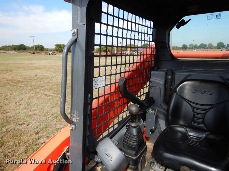 image for item GC9672 2017 Kubota SSV65 skid steer