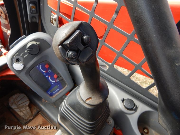 image for item GC9672 2017 Kubota SSV65 skid steer