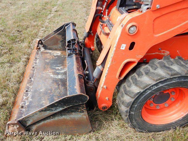 image for item GC9672 2017 Kubota SSV65 skid steer