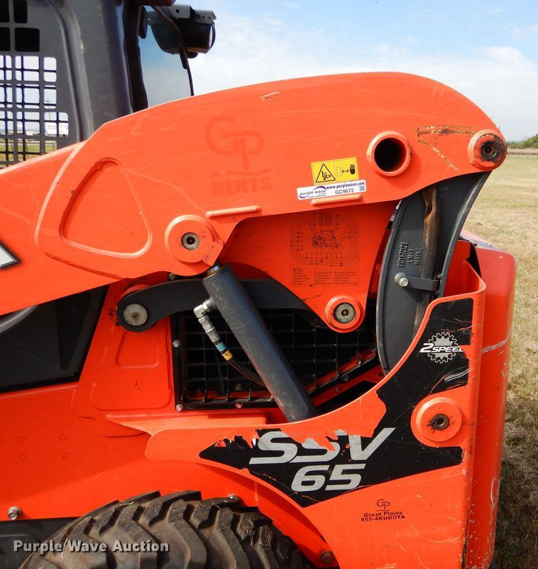 image for item GC9672 2017 Kubota SSV65 skid steer