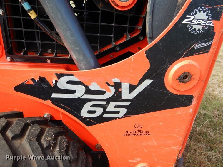 image for item GC9672 2017 Kubota SSV65 skid steer