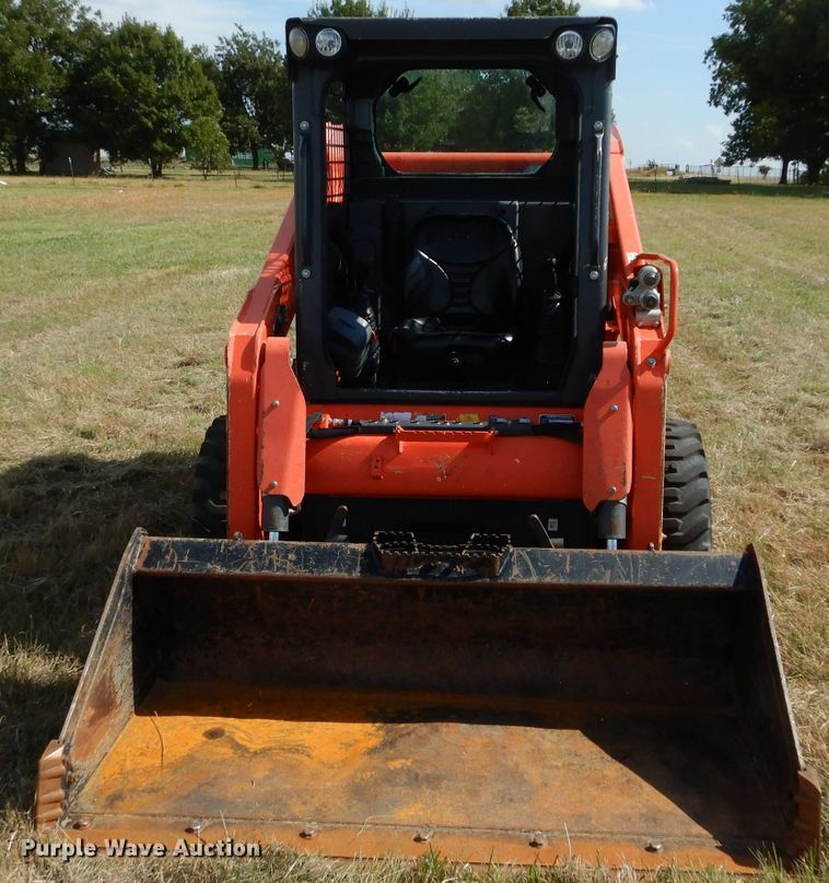 image for item GC9673 2016 Kubota SSV65 skid steer