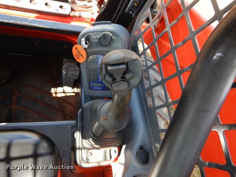 image for item GC9673 2016 Kubota SSV65 skid steer