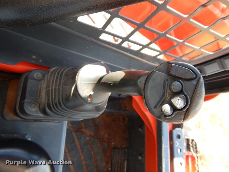 image for item GC9673 2016 Kubota SSV65 skid steer