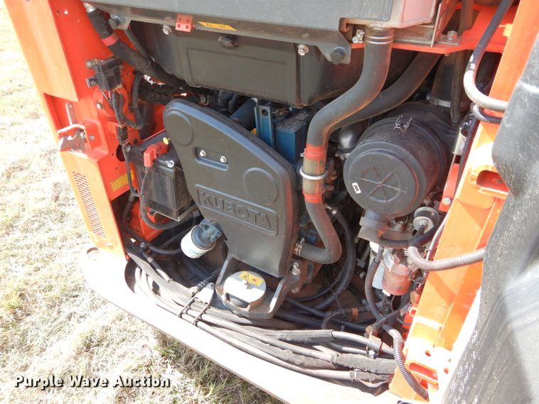image for item GC9673 2016 Kubota SSV65 skid steer