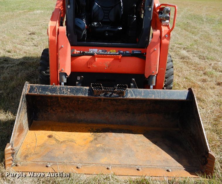 image for item GC9673 2016 Kubota SSV65 skid steer